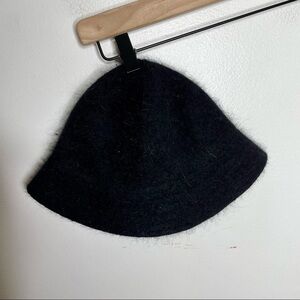 Qrakl 0320 Angora Nylon Black Bucket Hat
